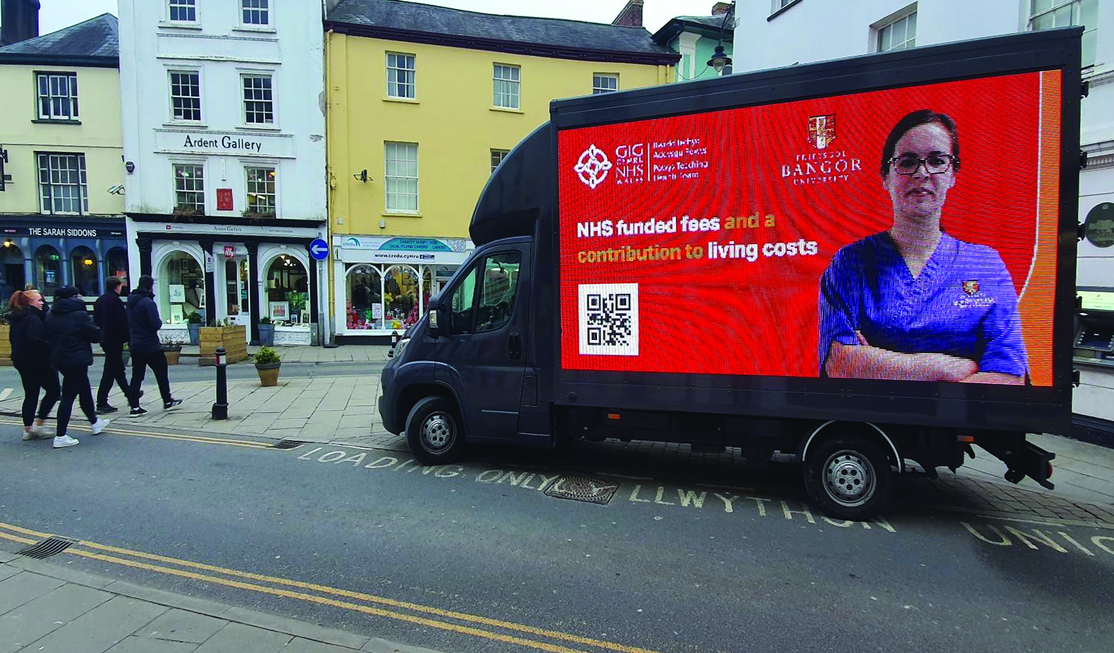 Image for Recruitment Campaign Triumphs: Covering Costs and Tracking Down an Elusive Audience