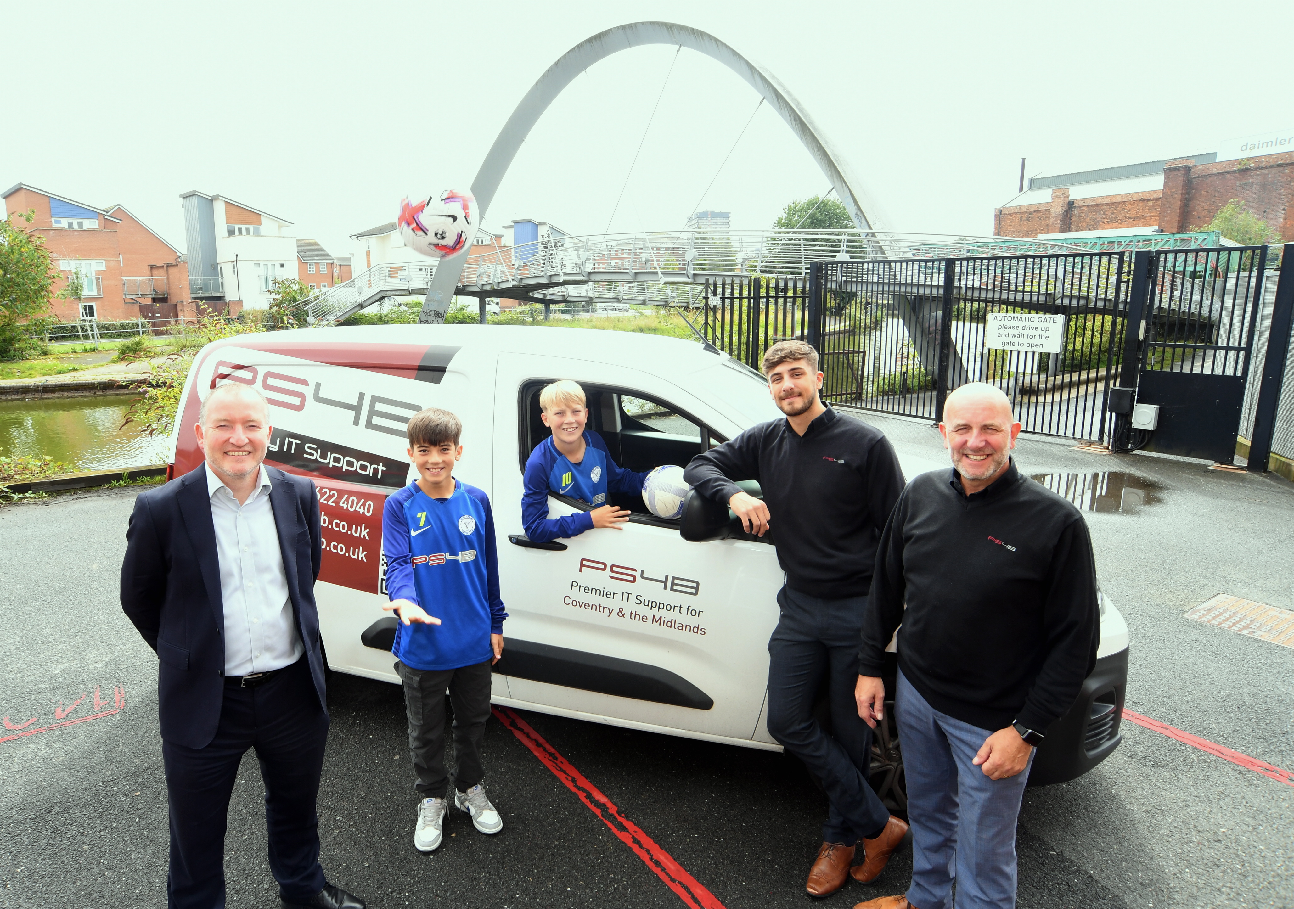 Image for Coventry IT firm backs grassroots football team