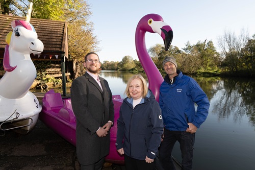 Image for Warwick Boats and the Leam Boat Centre named as Headline Sponsors of the ‘Tales from the Riverbank’ exhibition in Warwick