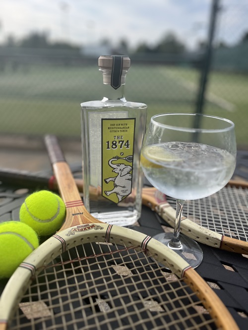 Image for It’s three cheers for local sporting anniversary thanks to Leamington distiller