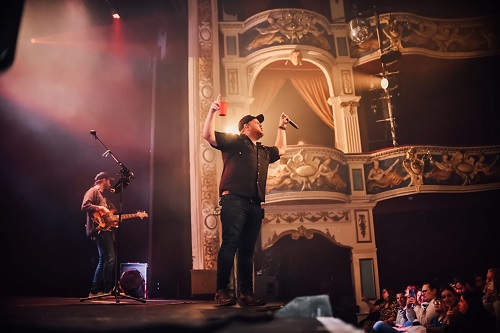 Image for World leading tribute to country music megastar comes to Coventry